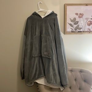 Comfy HUGE oversized hoodie!